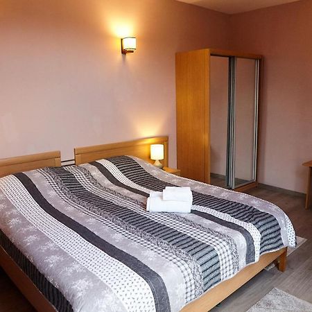 Apartament Rozelor Braşov Buitenkant foto