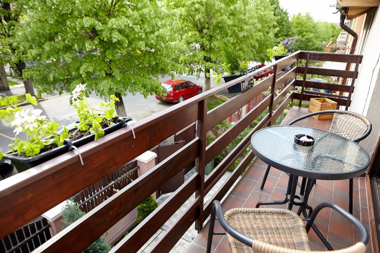 Apartament Rozelor Braşov Buitenkant foto