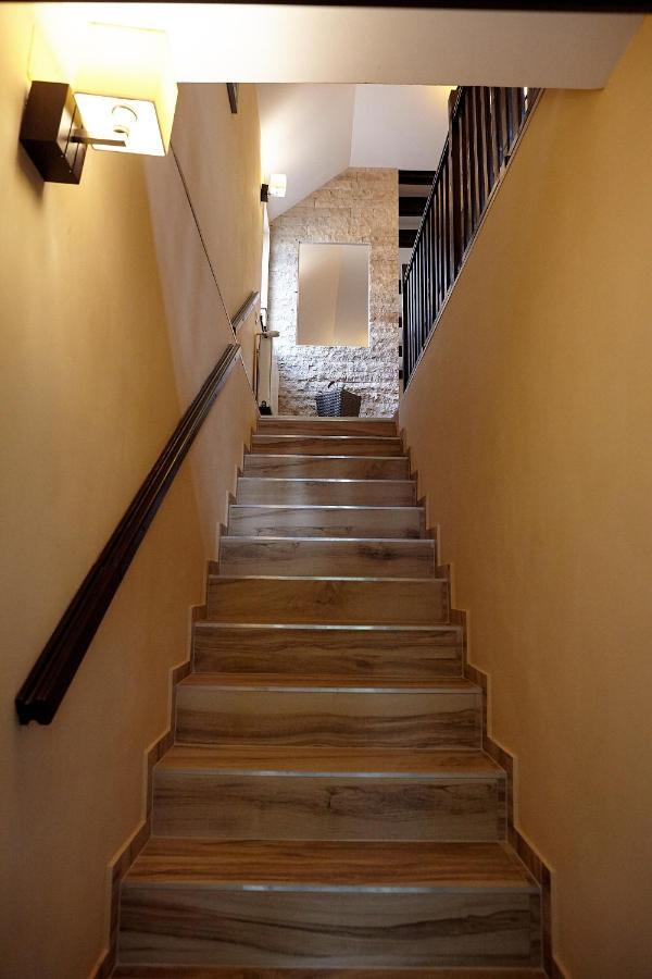 Apartament Rozelor Braşov Buitenkant foto